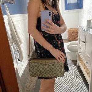 VINTAGE GUCCI CROSSBODY